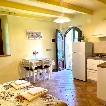 Farm stay Agriturismo L'Antica Quercia Pomarance