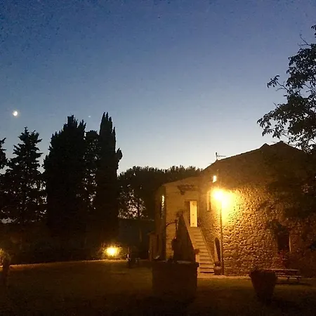 Farm stay Agriturismo L'Antica Quercia *