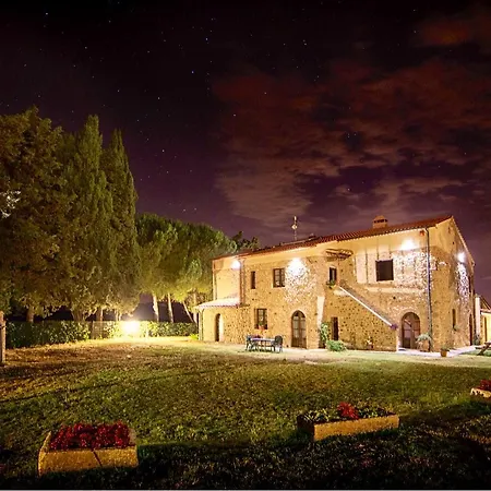 Farm stay Agriturismo L'Antica Quercia *